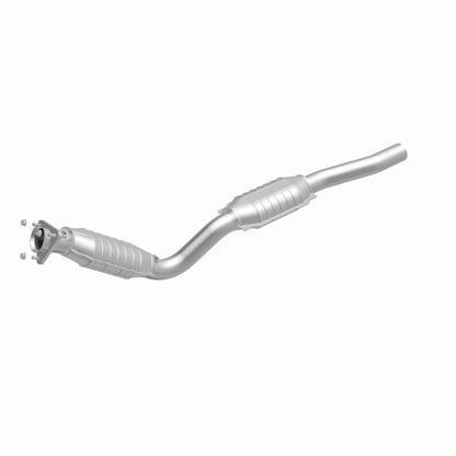 MagnaFlow Direct Fit Catalytic Converter 04-06 Dodge Ram SRT-10 8.3L Passenger Side