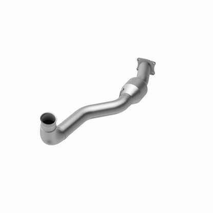 MagnaFlow Direct Fit Catalytic Converter01-05 GM Silv/Sierra 6.6L