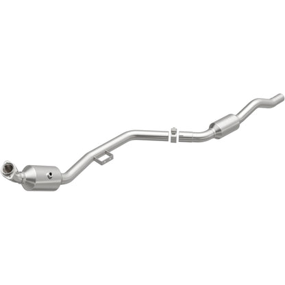MagnaFlow Direct Fit Catalytic Converter 07-09 Mercedes E350 3.5L