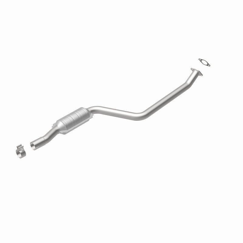 MagnaFlow Direct Fit Catalytic Converter 2006 BMW 530xi 3.0L OEM