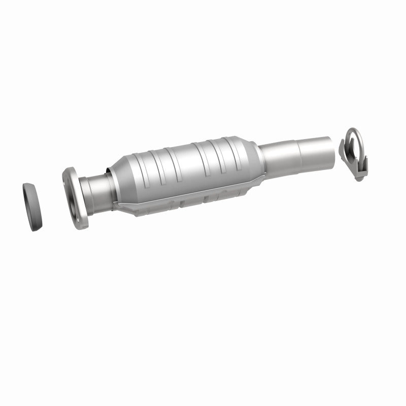 MagnaFlow Direct Fit Catalytic Converter 04 Toyota Sienna 3.3L
