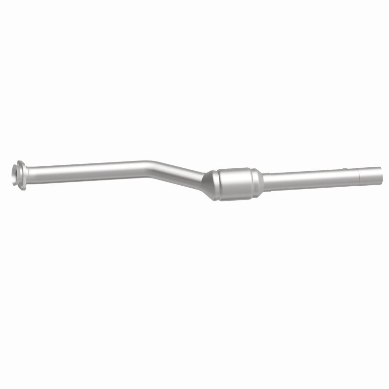 MagnaFlow Direct Fit Catalytic Converter 99-00 BMW 540i 4.4L PS Rear