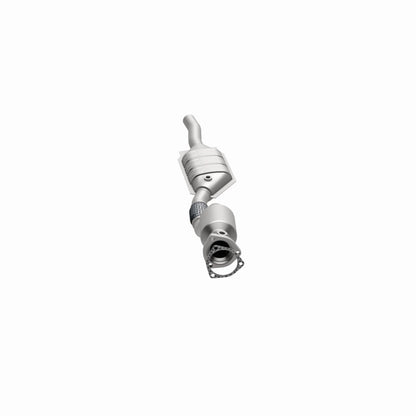 MagnaFlow Direct Fit Catalytic Converter 03 Volkswagen Passat 2.8L