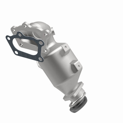 MagnaFlow Direct Fit Catalytic Converter 09-12 Mazda CX-7 2.3 L Underbody