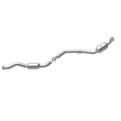 MagnaFlow Direct Fit Catalytic Converter 07-09 Mercedes E350 3.5L