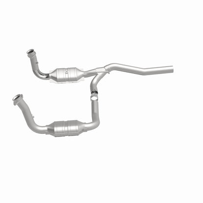 MagnaFlow Direct Fit Catalytic Converter 2009-2012 Dodge Nitro 3.7L Underbody