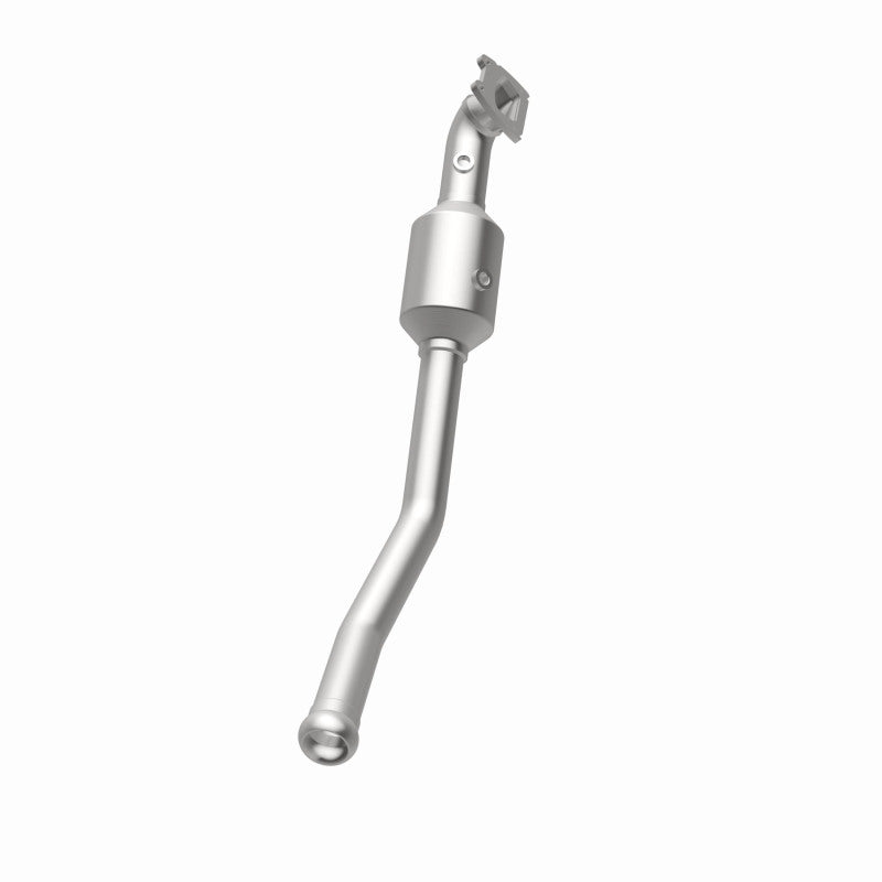 MagnaFlow 13-15 Dodge Durango V6 3.6L OEM Grade / EPA Compliant Direct-Fit Catalytic Converter
