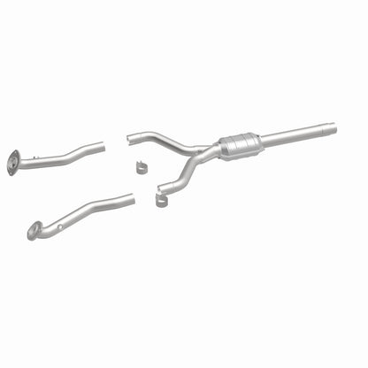 MagnaFlow Direct Fit Catalytic Converter 96-97 Lexus LS400 4.0L rear