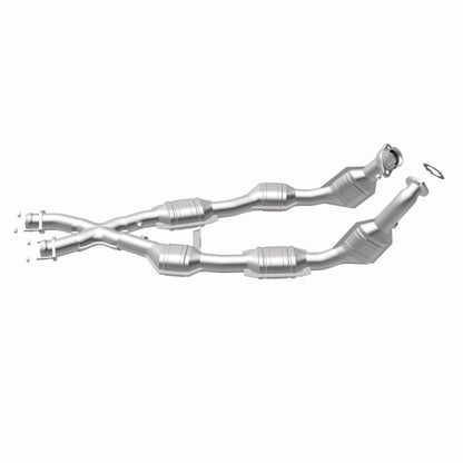 MagnaFlow Direct Fit Catalytic Converter 96-98 Mustang GT 4.6L 50S