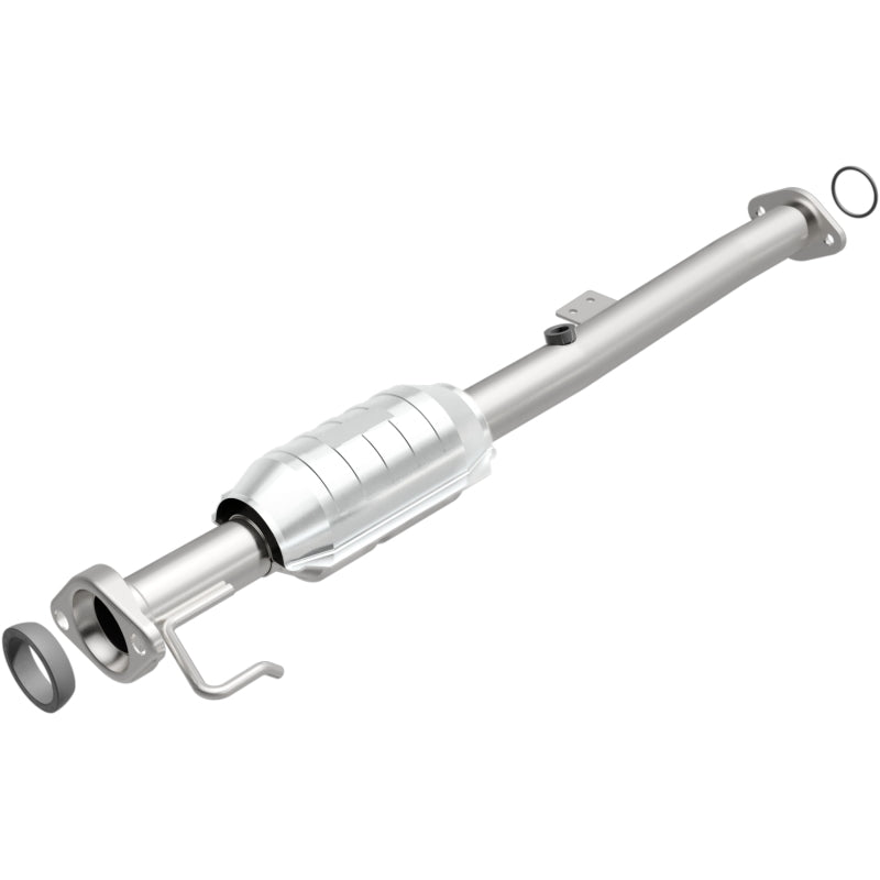 MagnaFlow Direct Fit Catalytic Converter 2000 Chevy Tracker 1.6L