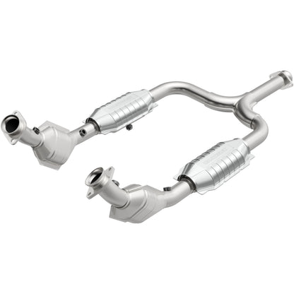 MagnaFlow Direct Fit Catalytic Converter 01-04 Ford Mustang 3.8L CA