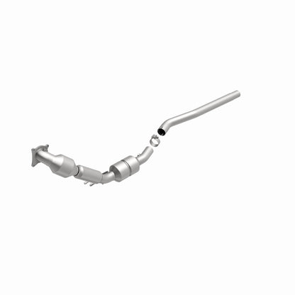 MagnaFlow Direct Fit Catalytic Converter 06-08 VW Passat 2.0L