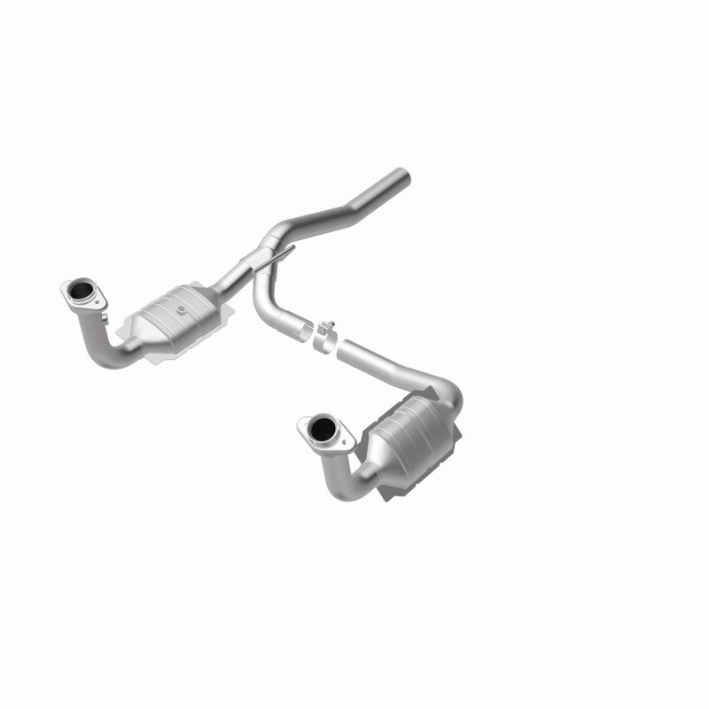 MagnaFlow Direct Fit Catalytic Converter 07-11 Dodge Nitro 4.0L