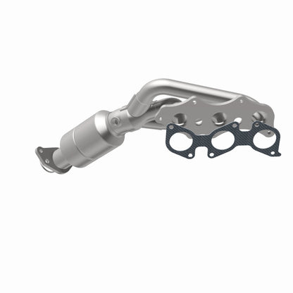 MagnaFlow Direct Fit Catalytic Converter 10-12 Toyota FJ/4Runner 4.0L