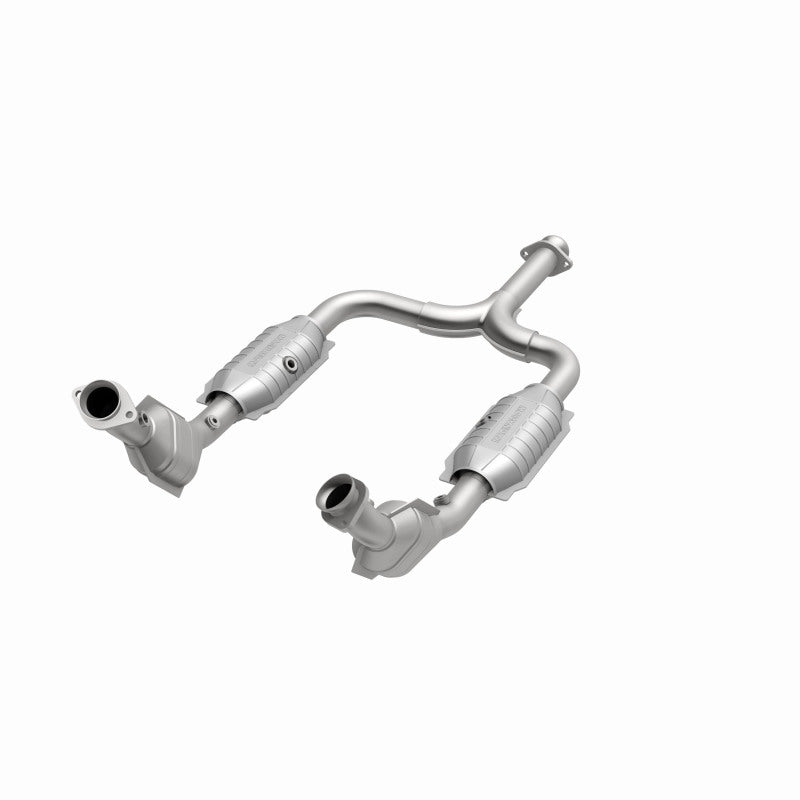 MagnaFlow Direct Fit Catalytic Converter 99-01 Ford Mustang 3.8L