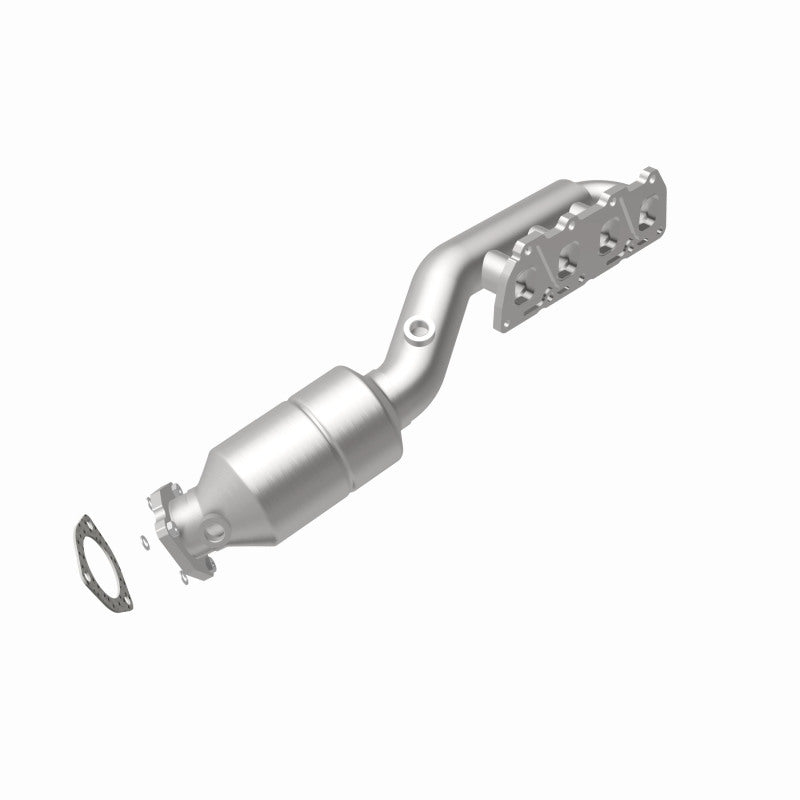 MagnaFlow Direct Fit Catalytic Converter 02-04 VW Passat 4.0L