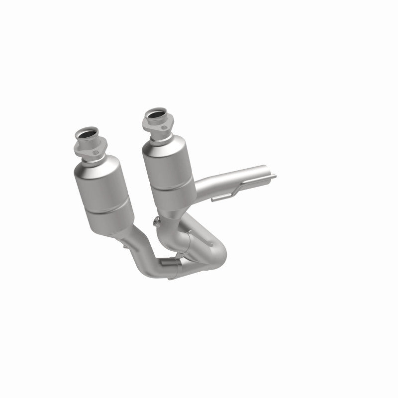 MagnaFlow Direct Fit Catalytic Converter 99-00 Grand Cherokee 4.0L