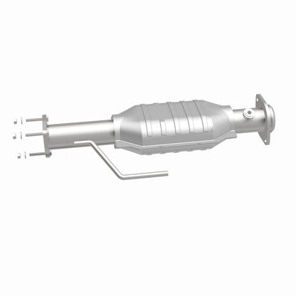 MagnaFlow Direct Fit Catalytic Converter 00-04 Jeep Wrangler 4.0L Rear/2.4L/2.5L