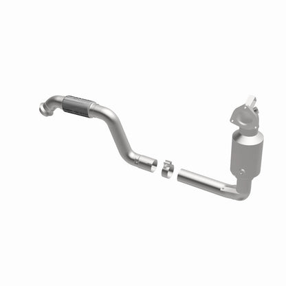 MagnaFlow Direct Fit Catalytic Converter 2014-2017 CLA250 L4 2 OEM Underbody