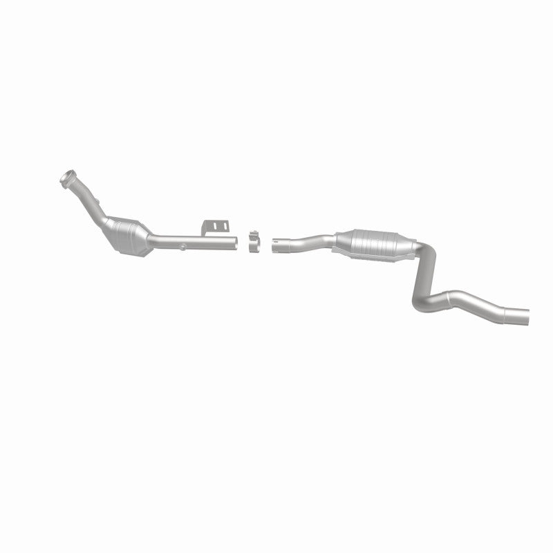 MagnaFlow Direct Fit Catalytic Converter 2003 ML350 3.7L Underbody