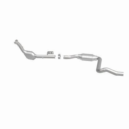 MagnaFlow Direct Fit Catalytic Converter 2003 ML350 3.7L Underbody