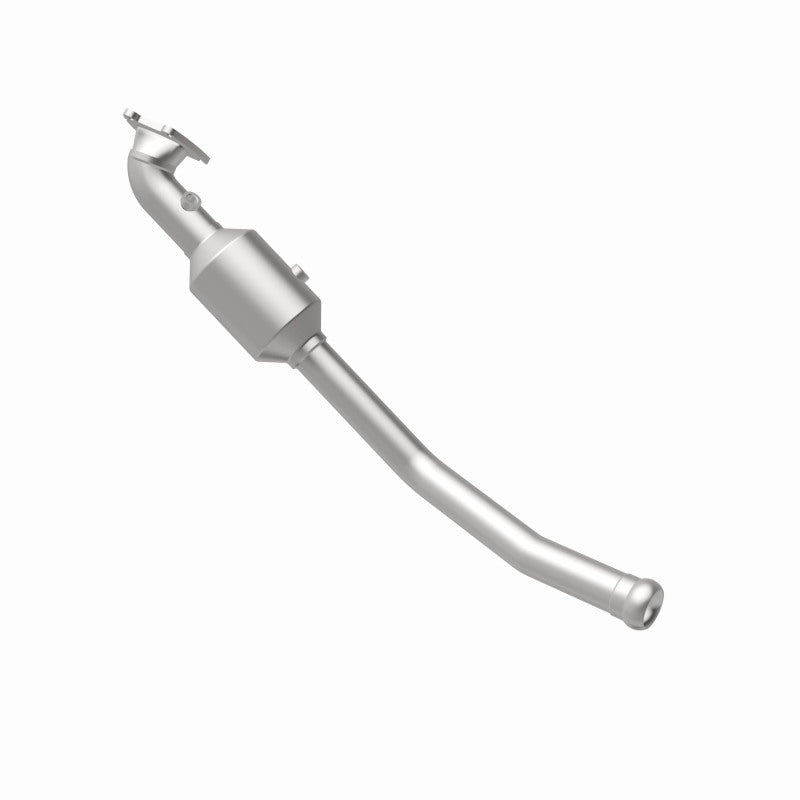 MagnaFlow 13-15 Dodge Durango V6 3.6L OEM Grade / EPA Compliant Direct-Fit Catalytic Converter
