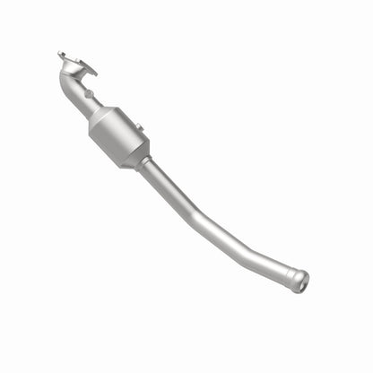 MagnaFlow 13-15 Dodge Durango V6 3.6L OEM Grade / EPA Compliant Direct-Fit Catalytic Converter