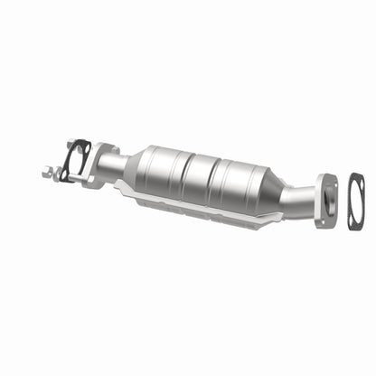 MagnaFlow Direct Fit Catalytic Converter 06-10 Hyundai Elantra 2.0L Rear/2011 Kia Soul 2.0L Rear