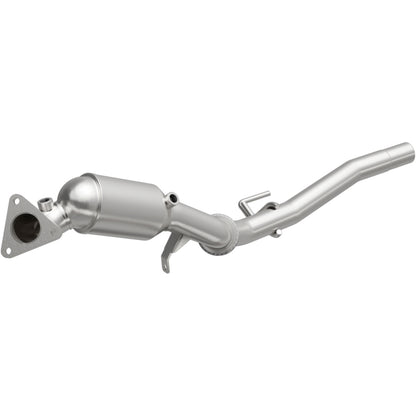MagnaFlow Direct Fit Catalytic Converter 11-15 Volkswagen Touareg V6 3.6 OEM Underbody