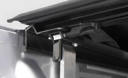 Access Vanish 17-19 Nissan Titan 5-1/2ft Bed (Clamps On w/ or w/o Utili-Track) Roll-Up Cover