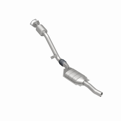 MagnaFlow Direct Fit Catalytic Converter 03 Volkswagen Passat 2.8L