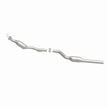 MagnaFlow Direct Fit Catalytic Converter 00-02 Mercedes E430 4.3L
