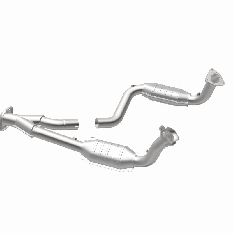 MagnaFlow Direct Fit Catalytic Converter 03-06 Chevy SSR 5.3/6.0 OEM