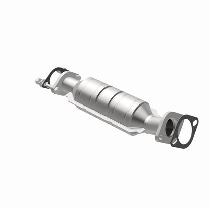 MagnaFlow Direct Fit Catalytic Converter 06-10 Hyundai Elantra 2.0L Rear/2011 Kia Soul 2.0L Rear