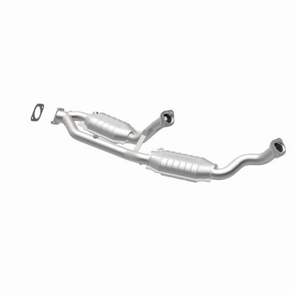 MagnaFlow Direct Fit Catalytic Converter 99-02 Windstar 3.8L