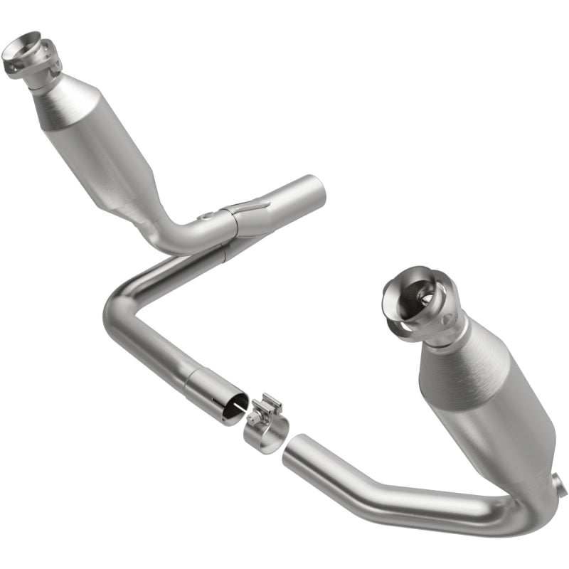 MagnaFlow Direct Fit Catalytic Converter OEM 2004 Dodge Dakota Underbody