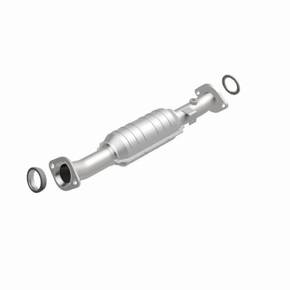 MagnaFlow Direct Fit Catalytic Converter 06-08 Mazda 6 2.3L