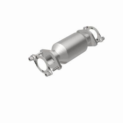 MagnaFlow Direct Fit Catalytic Converter 09-10 Hyundai Genesis 4.6L