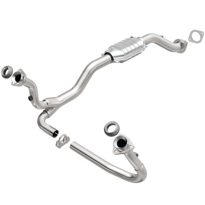 MagnaFlow Direct Fit Catalytic Converter 2000 Chevy Blazer 4.3L 4WD