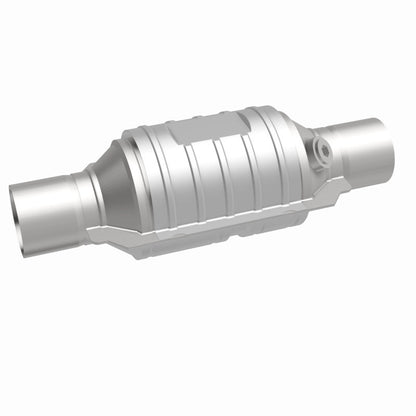 MagnaFlow Univ Cat Conv 2.5in Inlet/Outlet Ctr/Ctr Round 9in Body L x 5.125in W x 13in Overall L