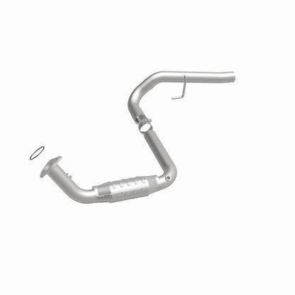 MagnaFlow Direct Fit Catalytic Converter 02-05 Escalade 6.0L Driver Side