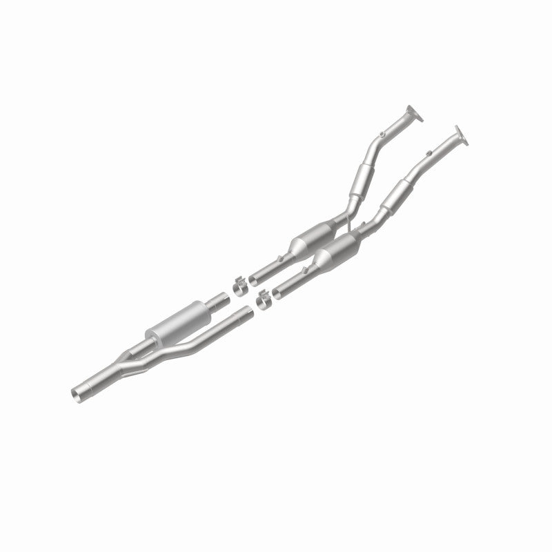 MagnaFlow Direct Fit Catalytic Converter 06- Audi A3 Quattro 3.2L