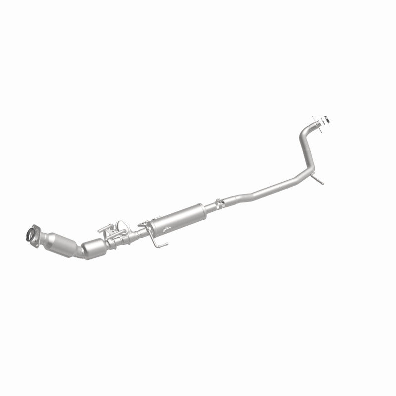 MagnaFlow Direct Fit Catalytic Converter 12-15 Toyota Prius Plug -In Underbody 1.8L
