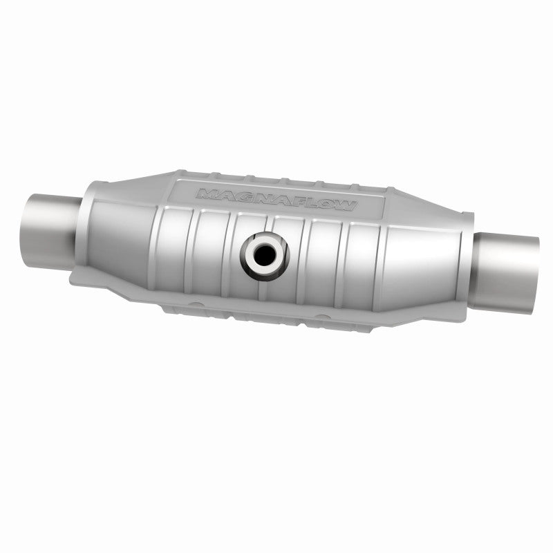 MagnaFlow Universal Catalytic Converter 2.25 inch Midbed O2 Rear CA