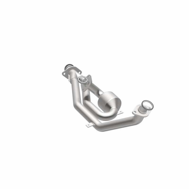 MagnaFlow Direct Fit Catalytic Converter 01-03 Toyota Sienna 3.0L