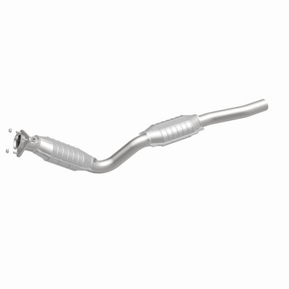 MagnaFlow Direct Fit Catalytic Converter 04-06 Dodge Ram SRT-10 8.3L Passenger Side