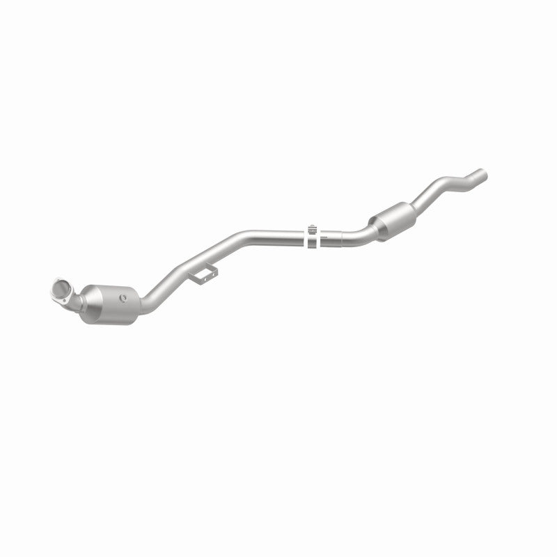 MagnaFlow Direct Fit Catalytic Converter 07-09 Mercedes E350 3.5L