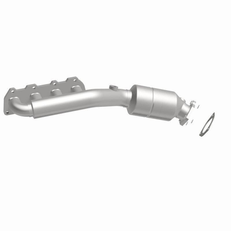MagnaFlow Direct Fit Catalytic Converter 02-04 VW Passat 4.0L