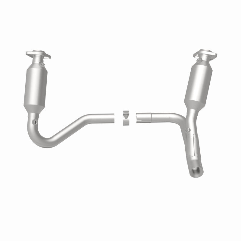 MagnaFlow Direct Fit Catalytic Converter California Grade 07-08 Dodge Durango 3.7L