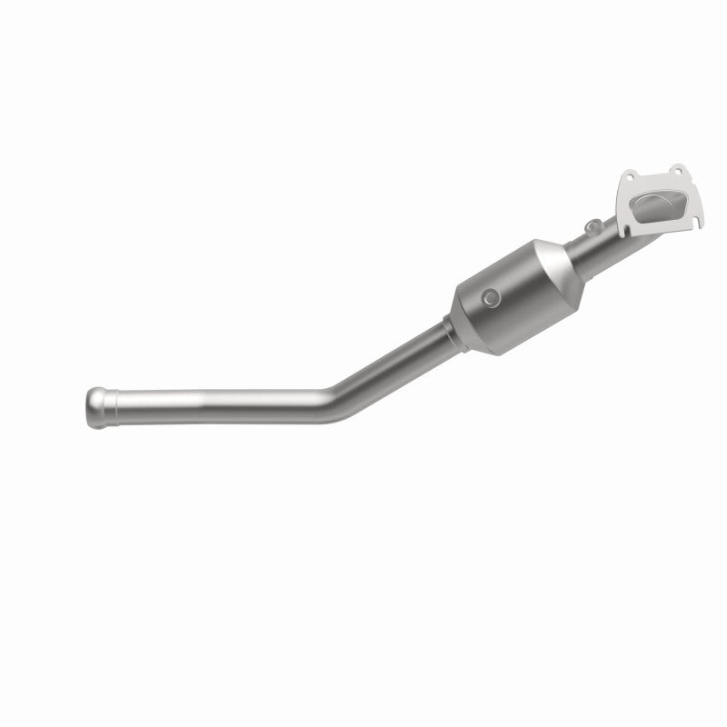 MagnaFlow 13-15 Dodge Durango V6 3.6L OEM Grade / EPA Compliant Direct-Fit Catalytic Converter